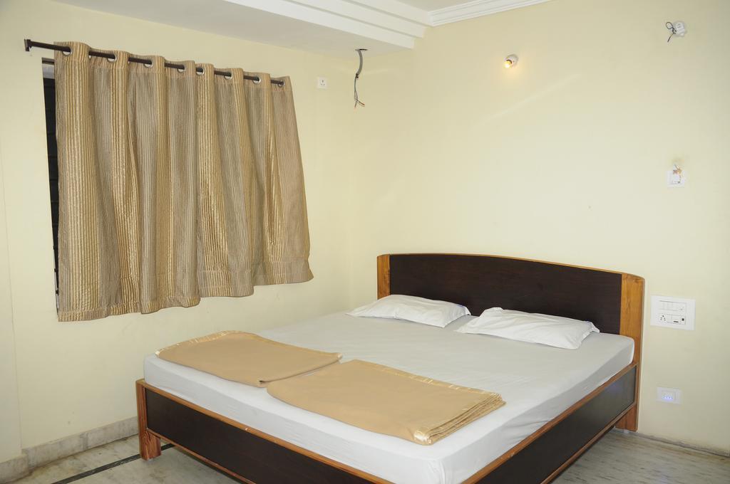 Hotel Agarala Residency ตีรูปาติ ห้อง รูปภาพ
